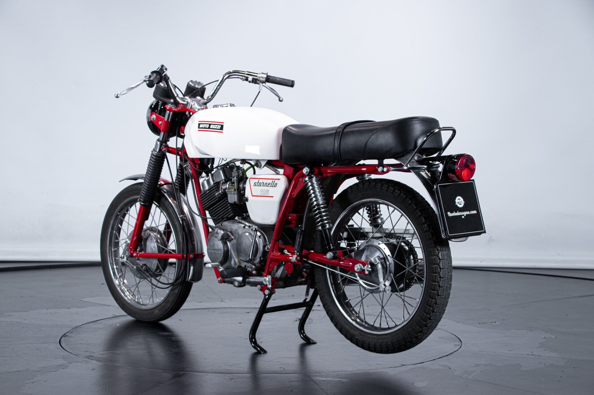 Moto Guzzi 125 STORNELLO 