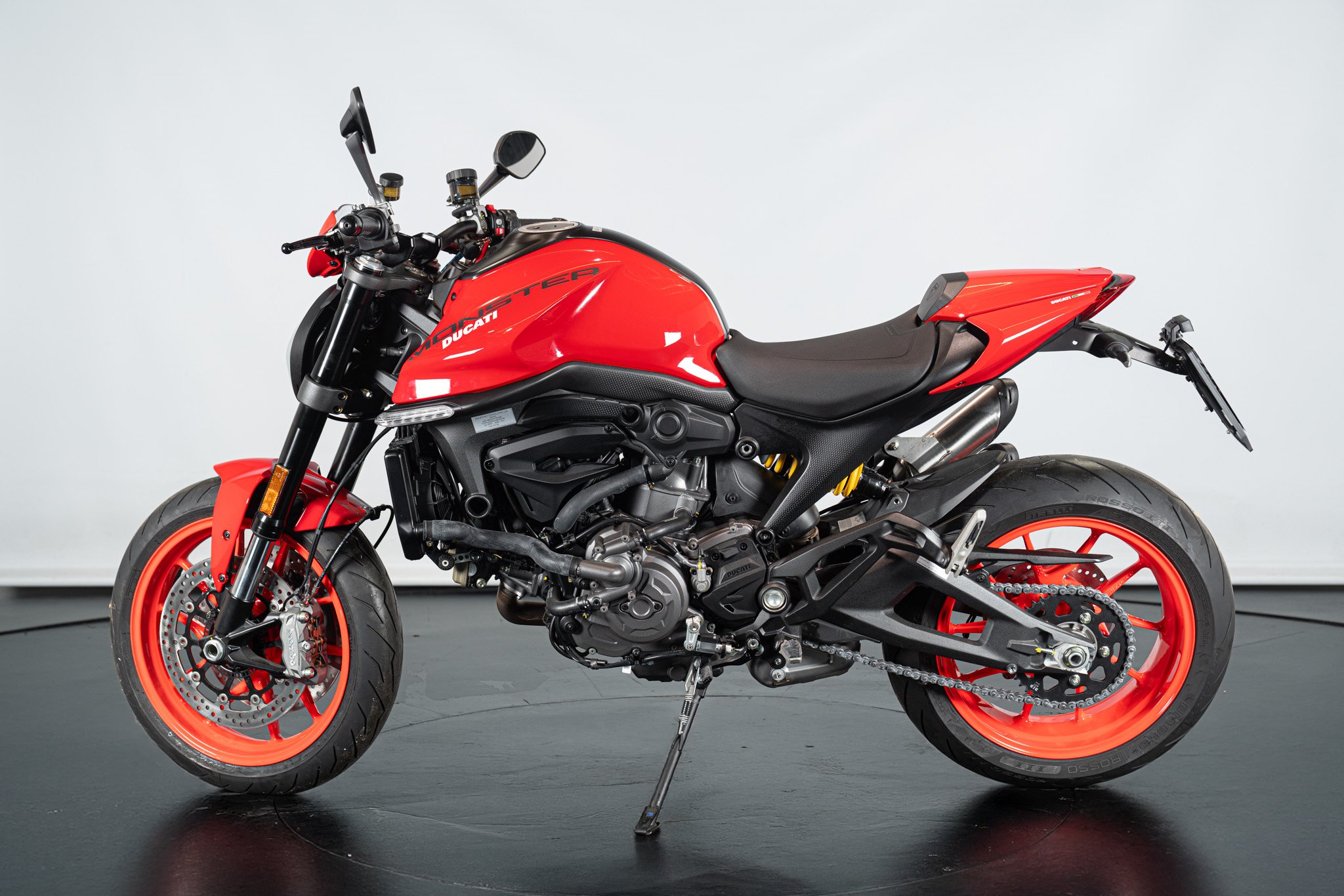 Ducati MONSTER 