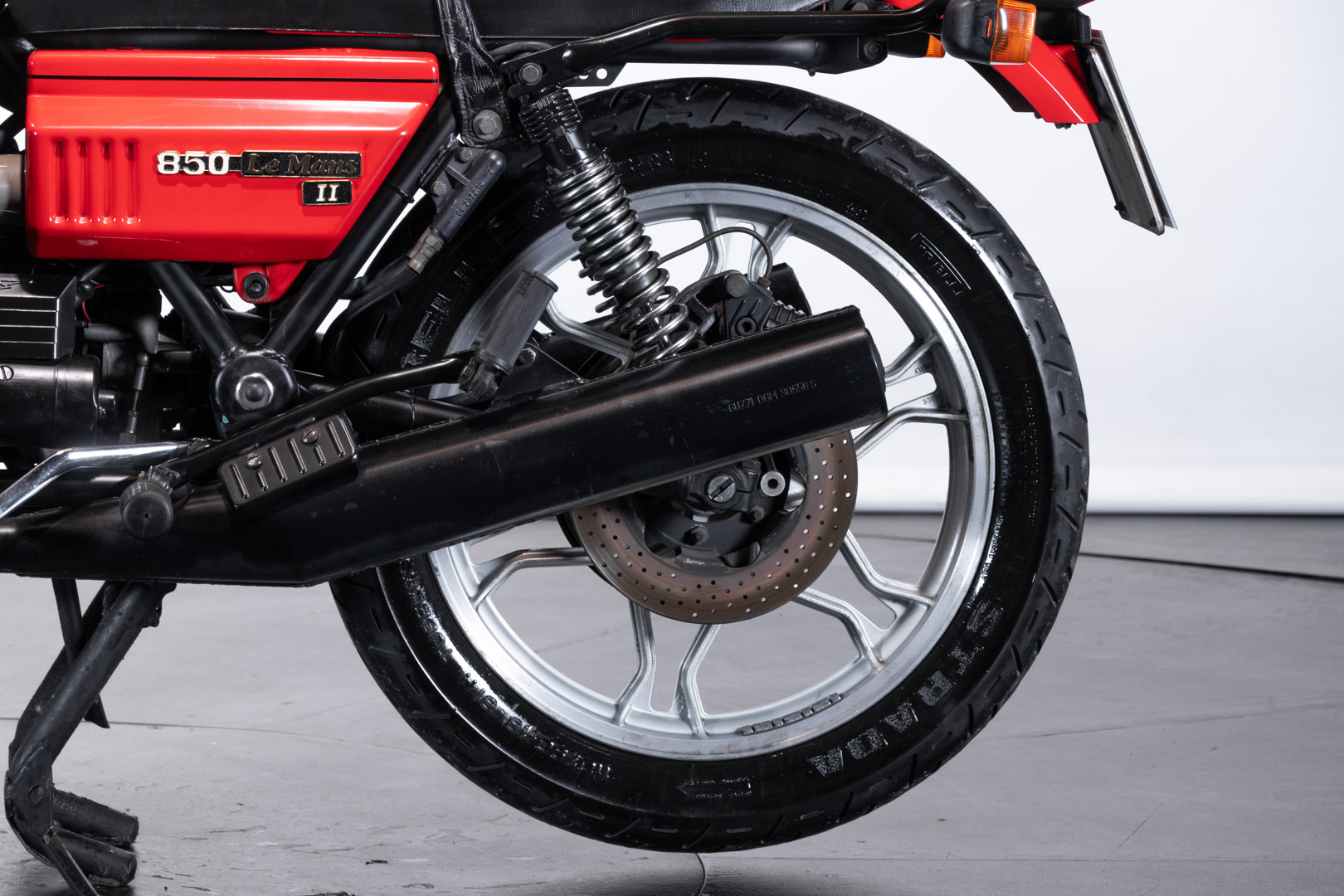 Moto Guzzi LE MANS II 850 