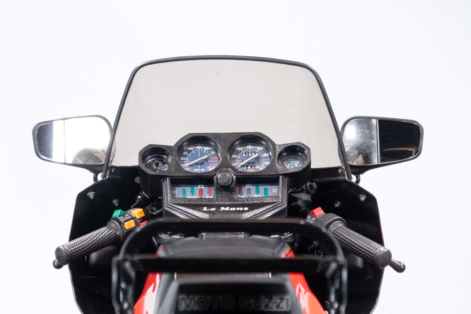Moto Guzzi LE MANS II 850 
