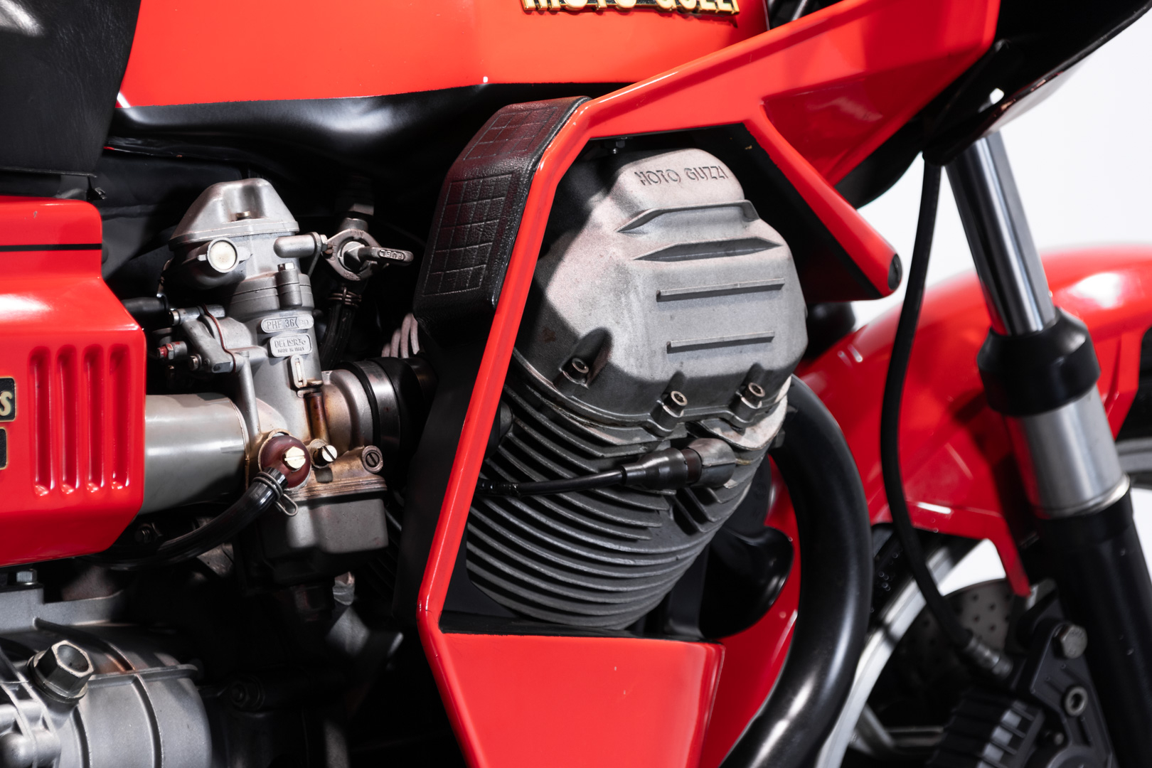 Moto Guzzi LE MANS II 850 