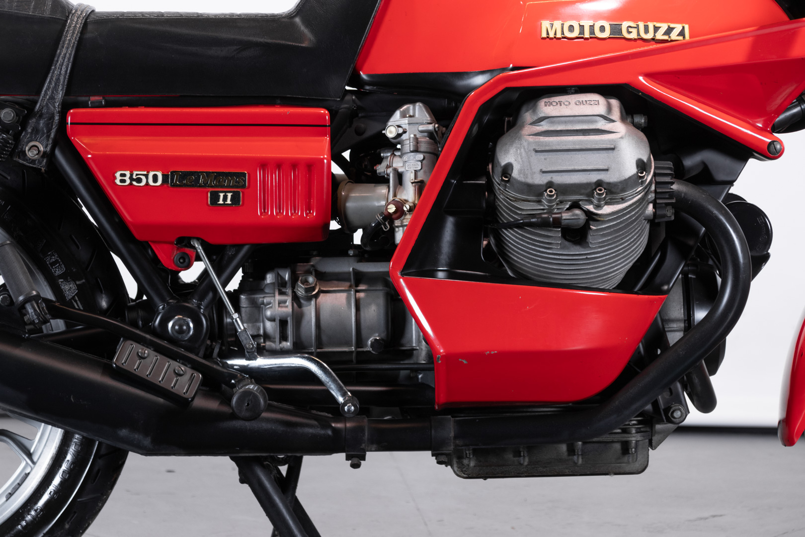 Moto Guzzi LE MANS II 850 
