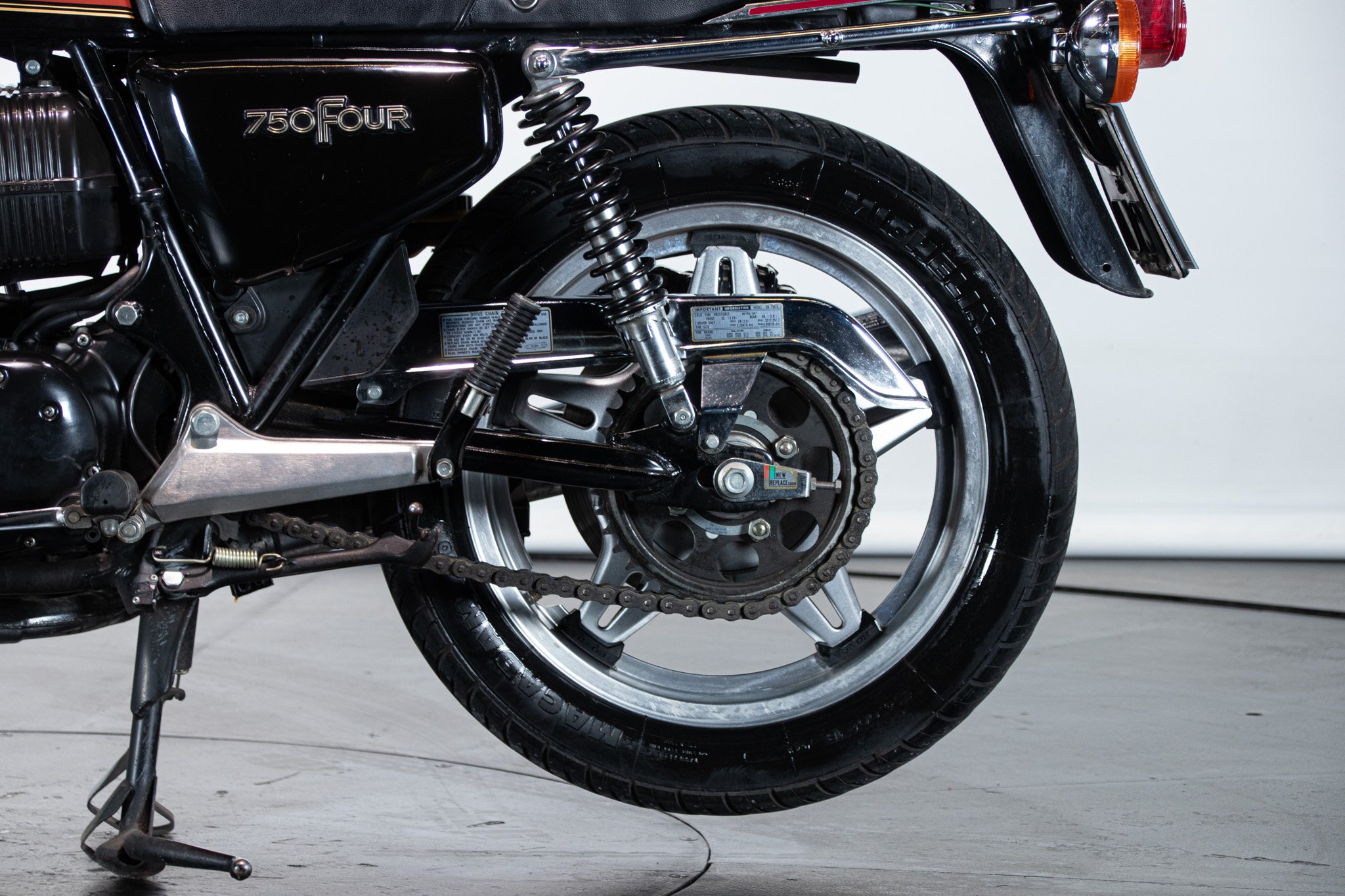 Honda CB 750 F SUPERSPORT          