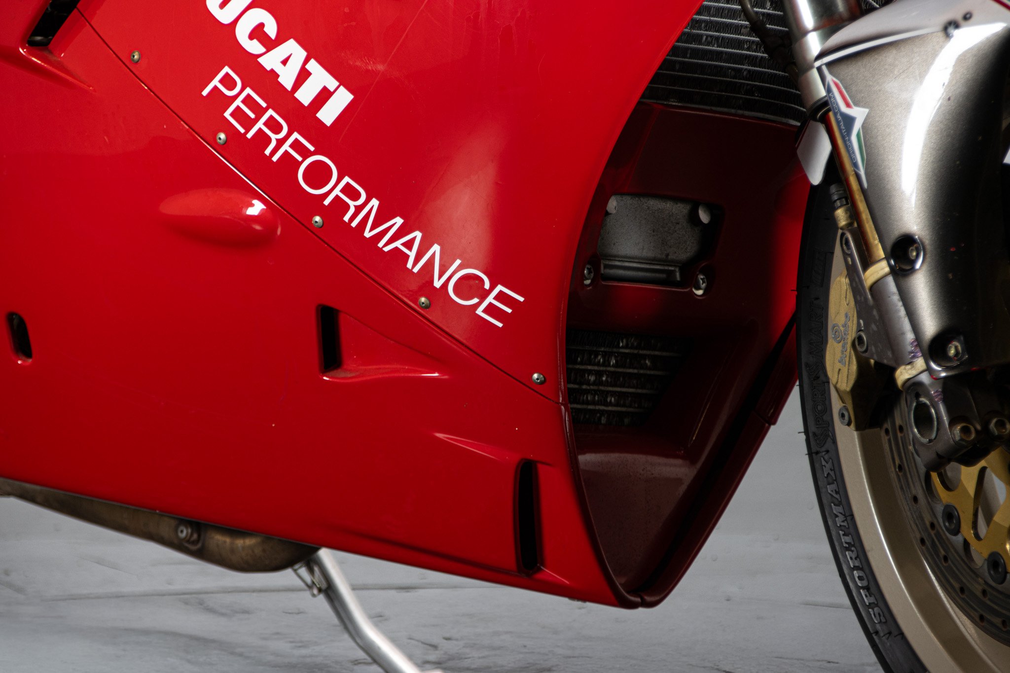 Ducati 996 
