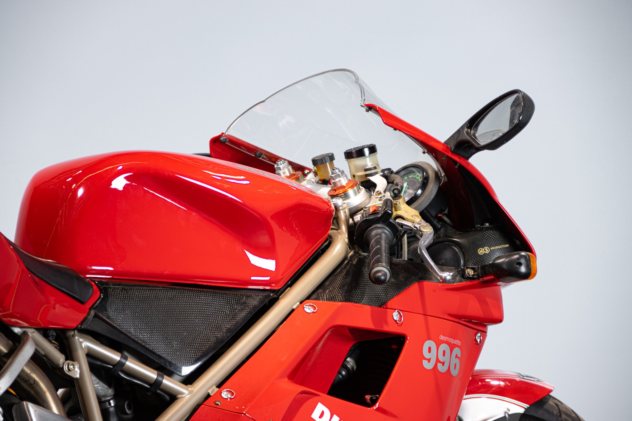 Ducati 996 