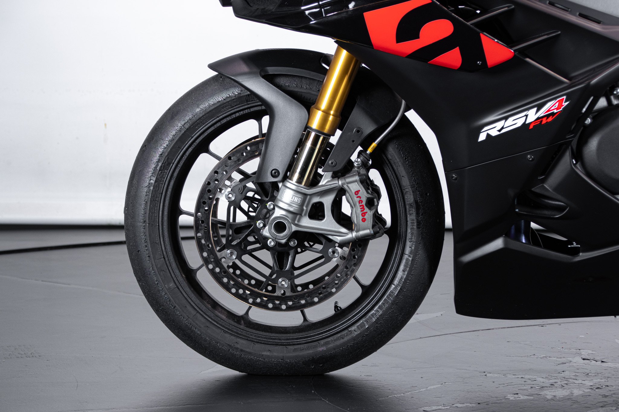 Aprilia RSV4 FACTORY WORKS 