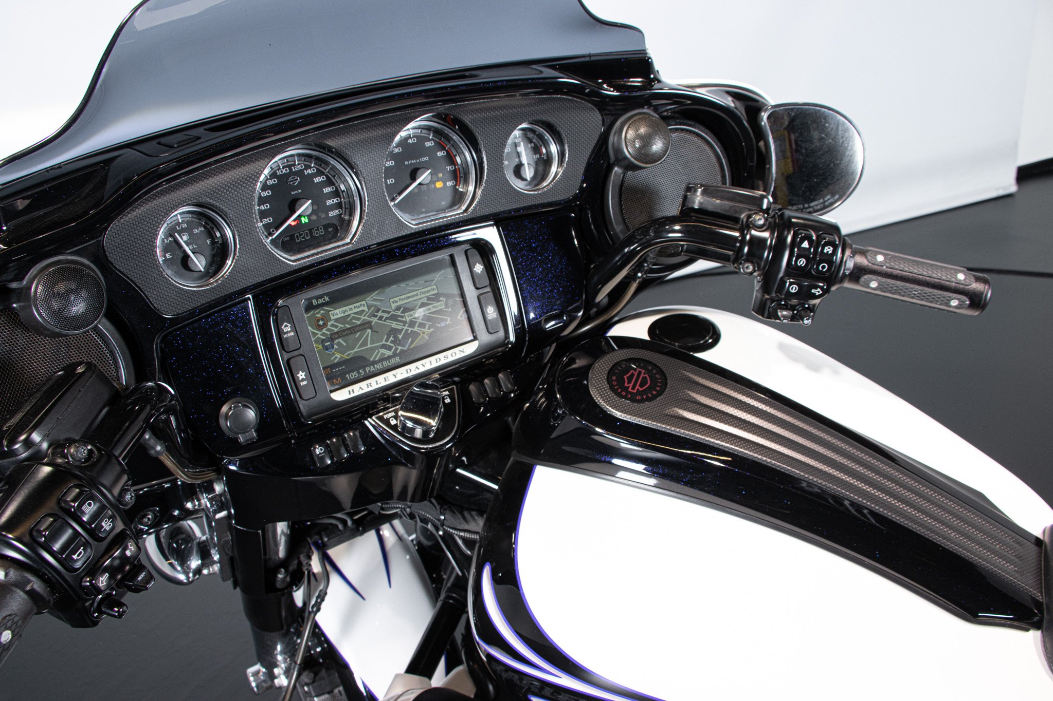 Harley Davidson STREET GLIDE CVO 