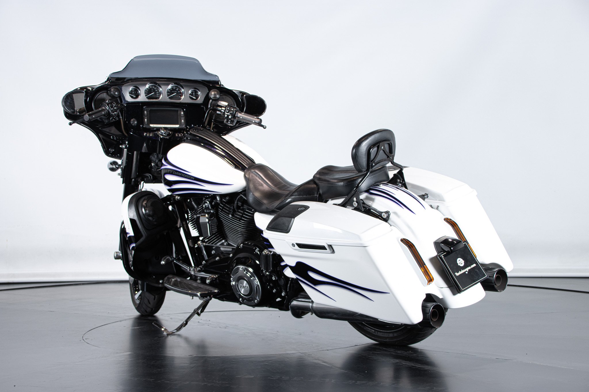 Harley Davidson STREET GLIDE CVO 