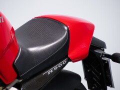 Ducati MONSTER 900 