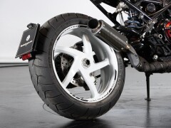 Ducati MONSTER 900 