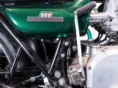 Kawasaki Z900 