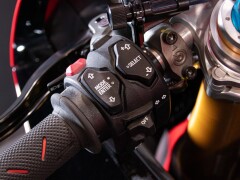 Ducati PANIGALE V4 SP2 30° ANNIVERSARIO 916 