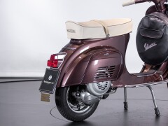 Piaggio VESPA 125 PRIMAVERA \"COCA-COLA\" 