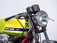 Moto Guzzi V7 SPORT 750 \"Telaio Rosso\" 