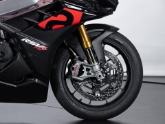 Aprilia RSV4 FACTORY WORKS 