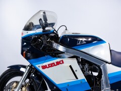 Suzuki GSXR 1100    