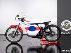 Yamaha TZ 350 Johnny Cecotto Replica 